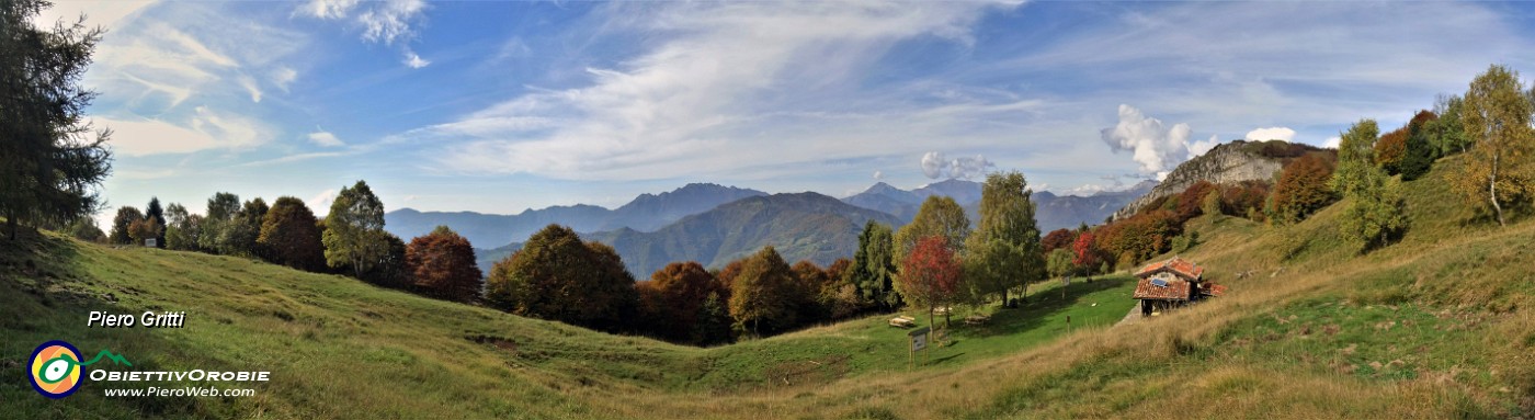 43 Dalla cima del Foldone mi abbasso alla Baita Foldone (1450 m).jpg